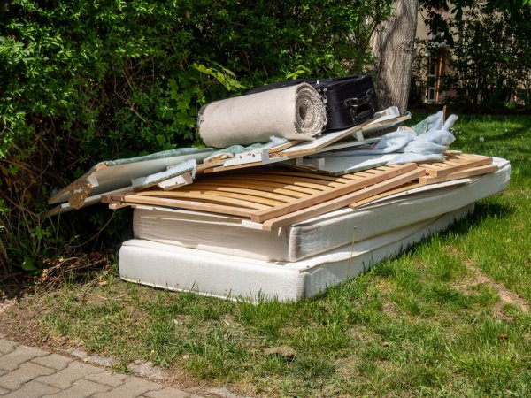 sunnyvale ca bed mattress trash